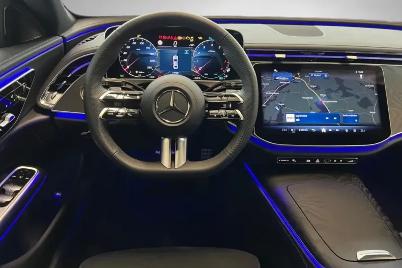 Mercedes-Benz E 200 (Clasa E) din 2025 cu 9.700 km - oferta MER192593 - foto 17