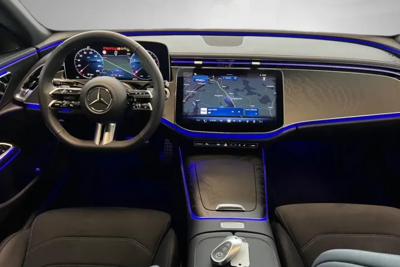 Mercedes-Benz E 200 (Clasa E) din 2025 cu 9.700 km - oferta MER192593 - foto 22