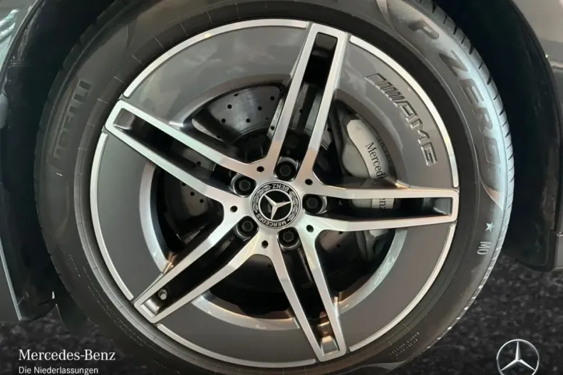 Mercedes-Benz E 200 (Clasa E) din 2025 cu 9.530 km - oferta MER192595 - foto 5