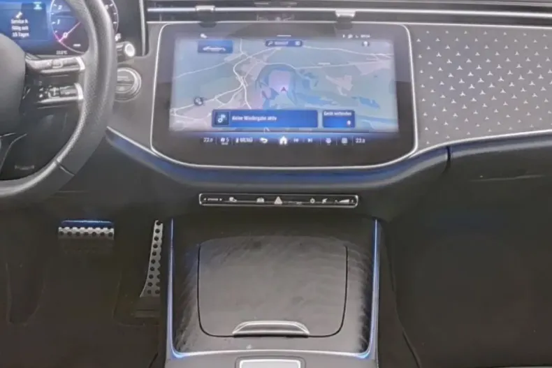 Mercedes-Benz E 200 (Clasa E) din 2024 cu 22.275 km - oferta MER192596 - foto 7