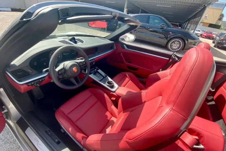 Porsche 911 din 2023 cu 16.500 km - oferta POR192597 - foto 15