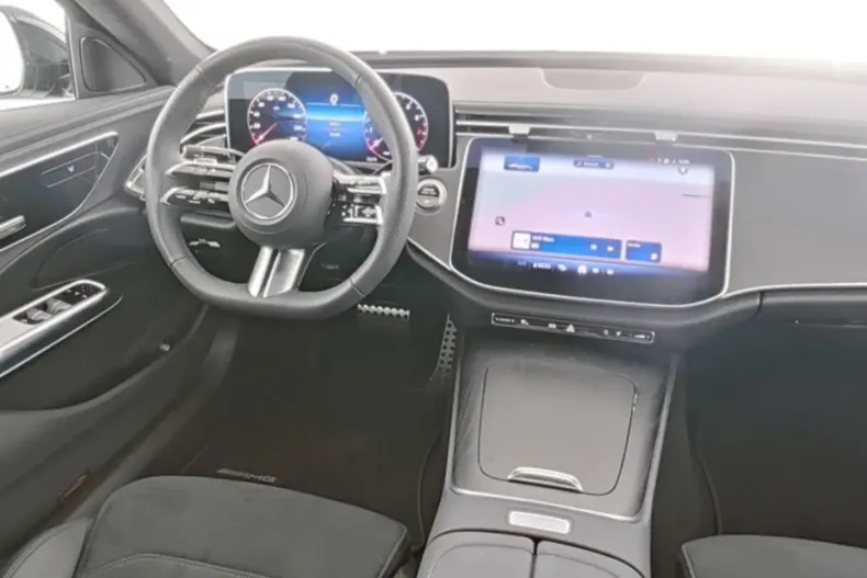 Mercedes-Benz E 200 (Clasa E) din 2024 cu 28.562 km - oferta MER192606 - foto 6