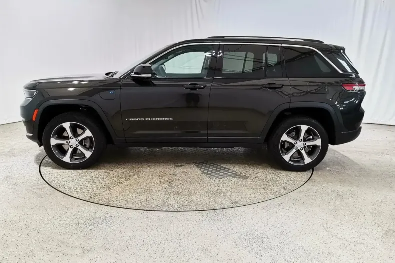 Jeep Grand Cherokee din 2023 cu 30.500 km - oferta JEE192607 - foto 5