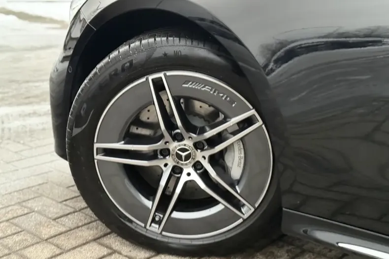 Mercedes-Benz E 200 (Clasa E) din 2024 cu 9.400 km - oferta MER192608 - foto 11