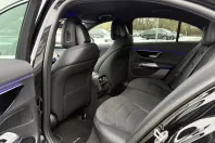 Mercedes-Benz E 200 (Clasa E) din 2024 cu 9.400 km - oferta MER192608 - foto 19