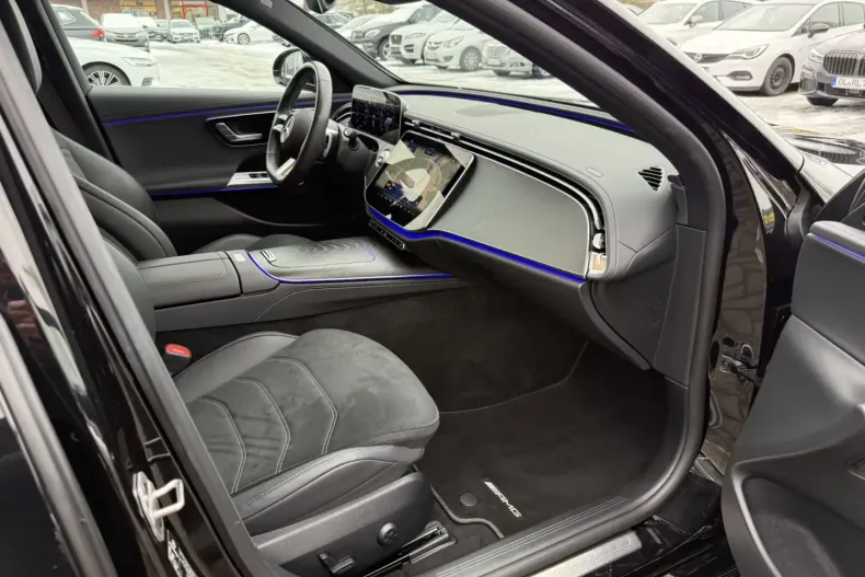 Mercedes-Benz E 200 (Clasa E) din 2024 cu 9.400 km - oferta MER192608 - foto 27