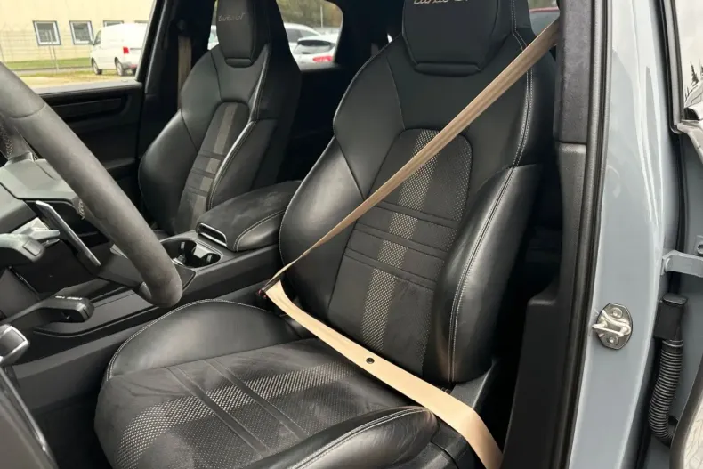 Porsche Cayenne din 2021 cu 45.000 km - oferta POR192610 - foto 11