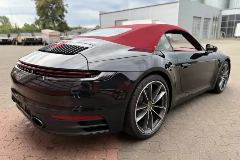 Porsche 992 din 2025 cu 550 km - oferta POR192611 - foto 4