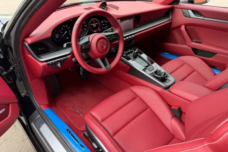 Porsche 992 din 2025 cu 550 km - oferta POR192611 - foto 9
