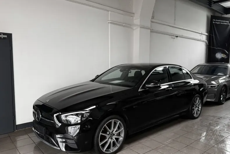 Mercedes-Benz E 300 (Clasa E) din 2021 cu 70.906 km - oferta MER192613 - foto 2