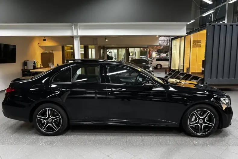 Mercedes-Benz E 300 (Clasa E) din 2023 cu 58.200 km - oferta MER192615 - foto 4