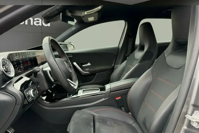 Mercedes-Benz A 180 (Clasa A) din 2024 cu 27.451 km - oferta MER192618 - foto 10