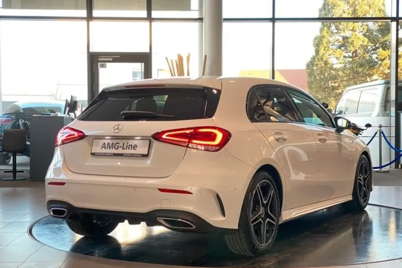 Mercedes-Benz A 200 (Clasa A) din 2022 cu 64.055 km - oferta MER192621 - foto 5