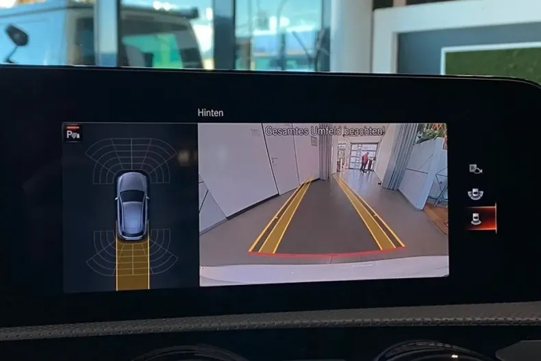 Mercedes-Benz A 200 (Clasa A) din 2022 cu 64.055 km - oferta MER192621 - foto 25