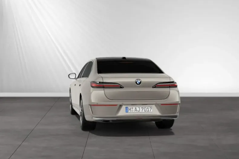 BMW 740 (Seria 7) din 2024 cu 47.300 km - oferta BMW192624 - foto 7