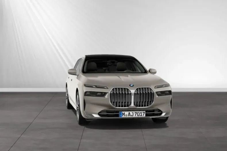 BMW 740 (Seria 7) din 2024 cu 47.300 km - oferta BMW192624 - foto 9