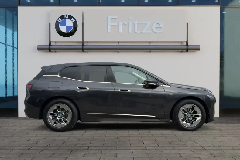 BMW iX din 2022 cu 23.178 km - oferta BMW192627 - foto 4