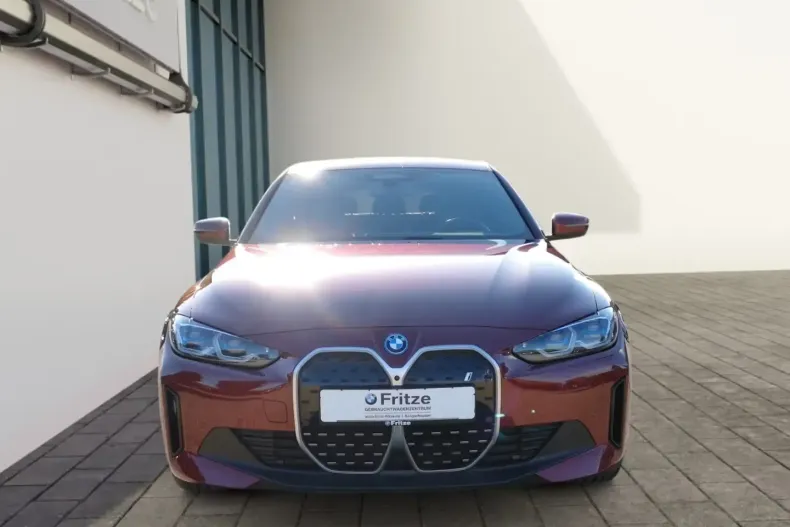 BMW i4 (Seria 4) din 2023 cu 75.630 km - oferta BMW192637 - foto 2