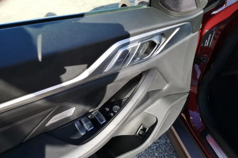 BMW i4 (Seria 4) din 2023 cu 75.630 km - oferta BMW192637 - foto 21