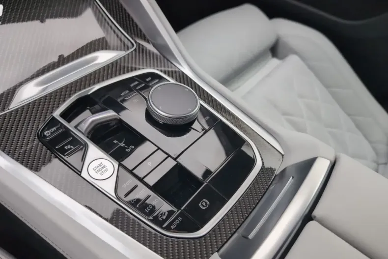 BMW X6 (Seria X) din 2023 cu 28.173 km - oferta BMW192642 - foto 12