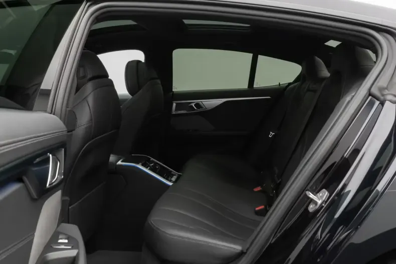 BMW M850 (Seria 8) din 2022 cu 81.061 km - oferta BMW192646 - foto 27