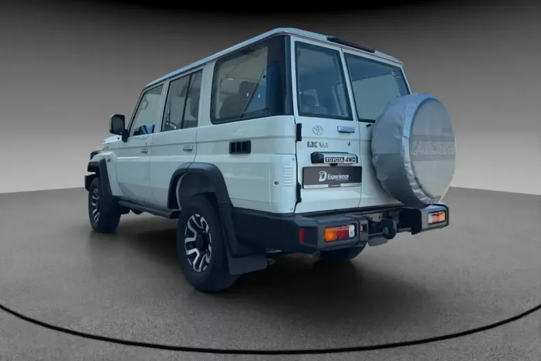 Toyota Land Cruiser din 2025 cu 800 km - oferta TOY192648 - foto 4