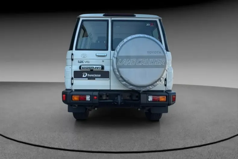 Toyota Land Cruiser din 2025 cu 800 km - oferta TOY192648 - foto 5