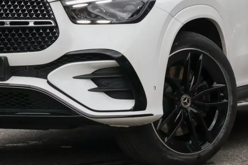 Mercedes-Benz GLE 450 (Clasa GLE) din 2024 cu 22.221 km - oferta MER192649 - foto 3