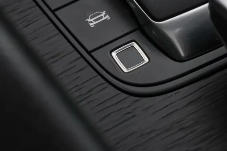 Mercedes-Benz GLE 450 (Clasa GLE) din 2024 cu 22.221 km - oferta MER192649 - foto 8