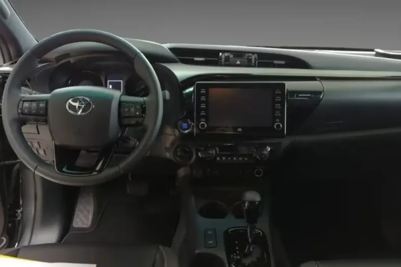 Toyota Hilux din 2023 cu 4.700 km - oferta TOY192654 - foto 7