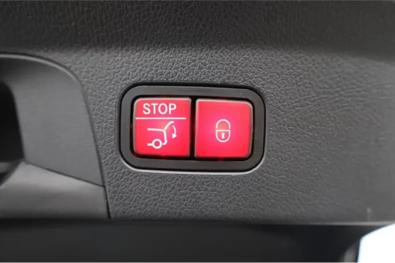 Mercedes-Benz GLE 450 (Clasa GLE) din 2024 cu 29.900 km - oferta MER192658 - foto 6