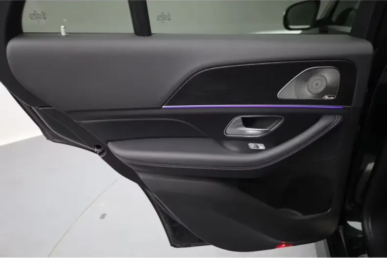 Mercedes-Benz GLE 450 (Clasa GLE) din 2024 cu 29.900 km - oferta MER192658 - foto 13