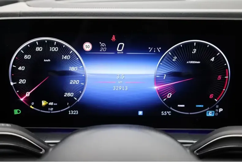 Mercedes-Benz GLE 450 (Clasa GLE) din 2024 cu 29.900 km - oferta MER192658 - foto 21