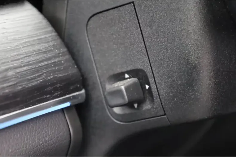 Mercedes-Benz GLE 450 (Clasa GLE) din 2024 cu 29.900 km - oferta MER192658 - foto 23