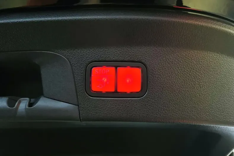 Mercedes-Benz GLE 450 (Clasa GLE) din 2024 cu 29.999 km - oferta MER192659 - foto 7