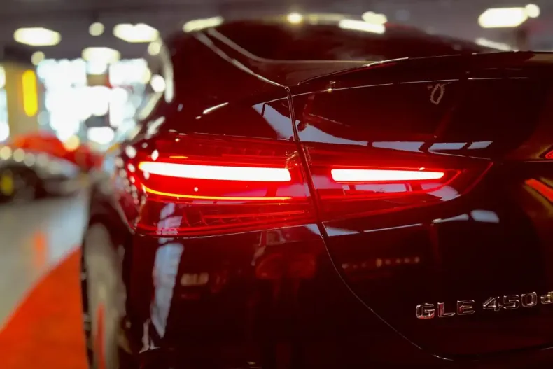 Mercedes-Benz GLE 450 (Clasa GLE) din 2024 cu 29.999 km - oferta MER192659 - foto 9