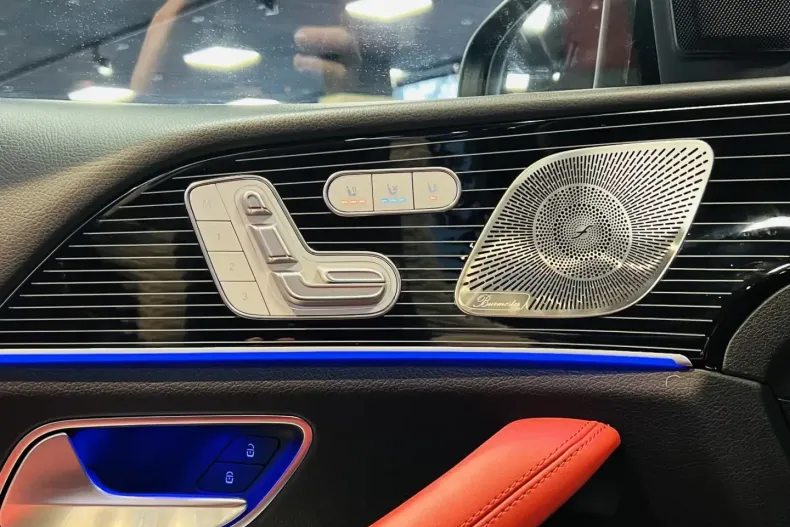 Mercedes-Benz GLE 450 (Clasa GLE) din 2024 cu 29.999 km - oferta MER192659 - foto 11