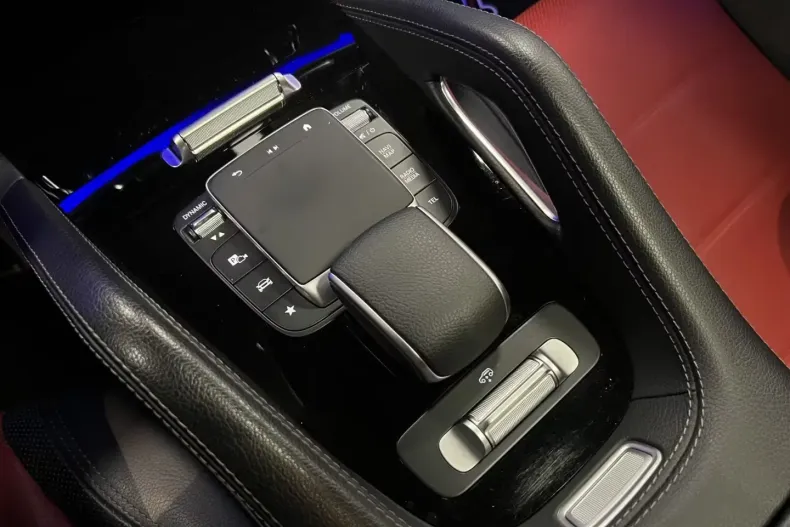 Mercedes-Benz GLE 450 (Clasa GLE) din 2024 cu 29.999 km - oferta MER192659 - foto 16