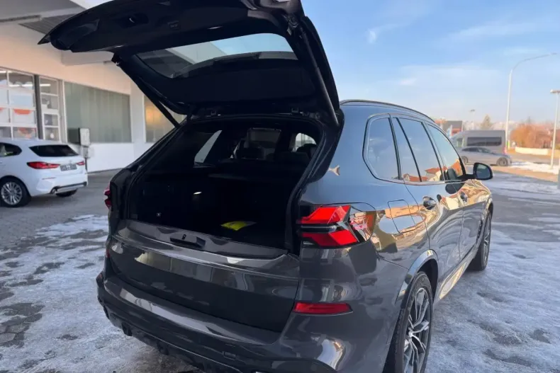 BMW X5 M (Seria X) din 2025 cu 25.000 km - oferta BMW192662 - foto 10