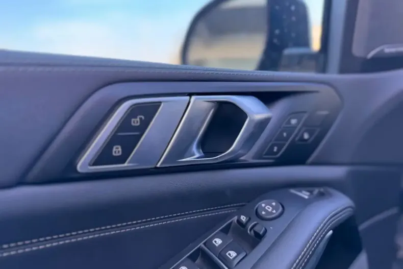 BMW X5 M (Seria X) din 2025 cu 25.000 km - oferta BMW192662 - foto 19