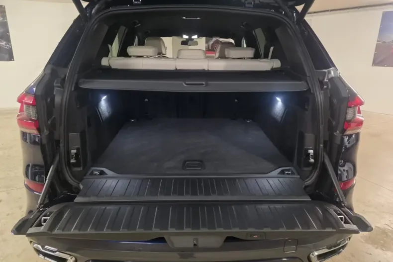 BMW X5 M (Seria X) din 2022 cu 48.900 km - oferta BMW192670 - foto 18