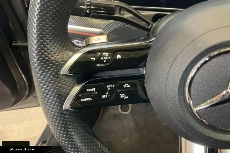 Mercedes-Benz C 300 (Clasa C) din 2023 cu 42.079 km - oferta MER192671 - foto 16