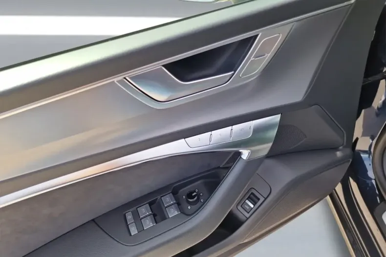 Audi A7 din 2022 cu 59.324 km - oferta AUD192677 - foto 14