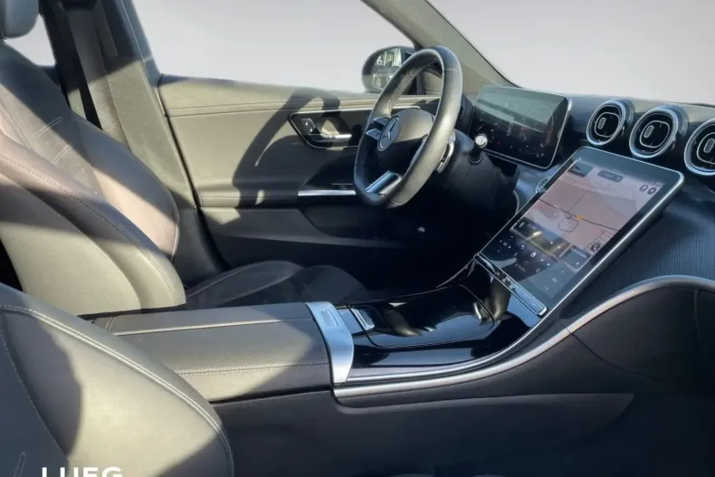 Mercedes-Benz C 200 (Clasa C) din 2024 cu 29.403 km - oferta MER192678 - foto 8