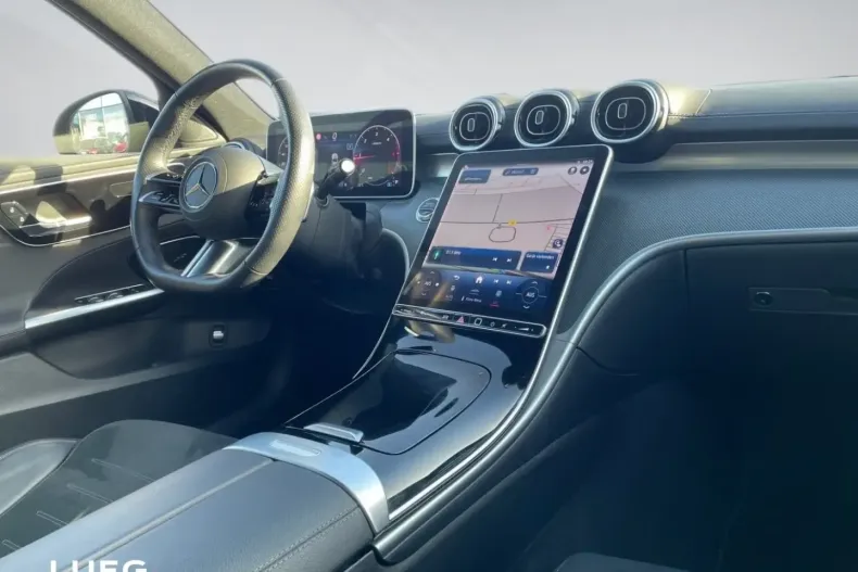 Mercedes-Benz C 200 (Clasa C) din 2024 cu 29.403 km - oferta MER192678 - foto 9