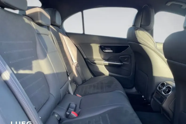 Mercedes-Benz C 200 (Clasa C) din 2024 cu 29.403 km - oferta MER192678 - foto 12