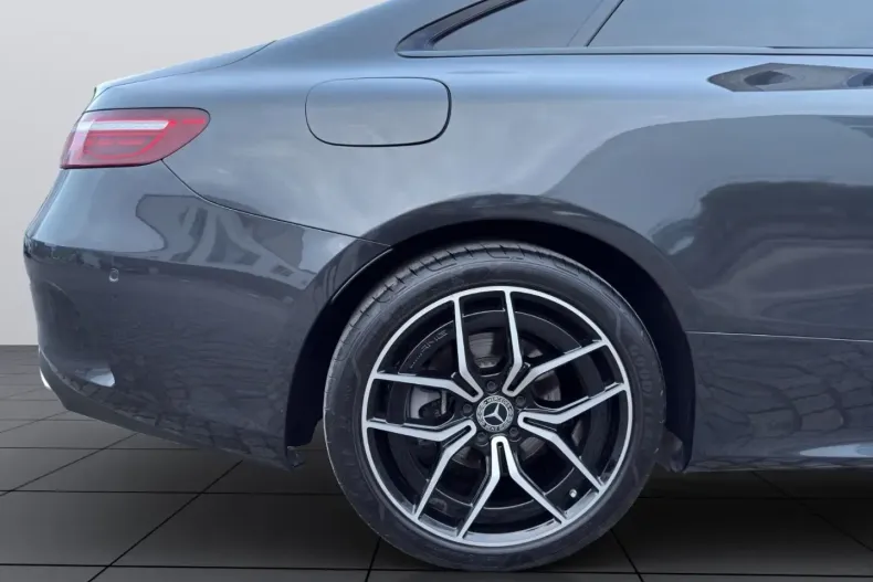 Mercedes-Benz E 200 (Clasa E) din 2021 cu 23.850 km - oferta MER192681 - foto 25