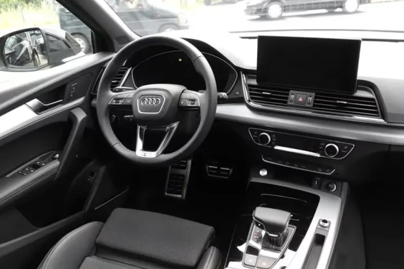 Audi Q5 din 2025 cu 22.300 km - oferta AUD192685 - foto 4