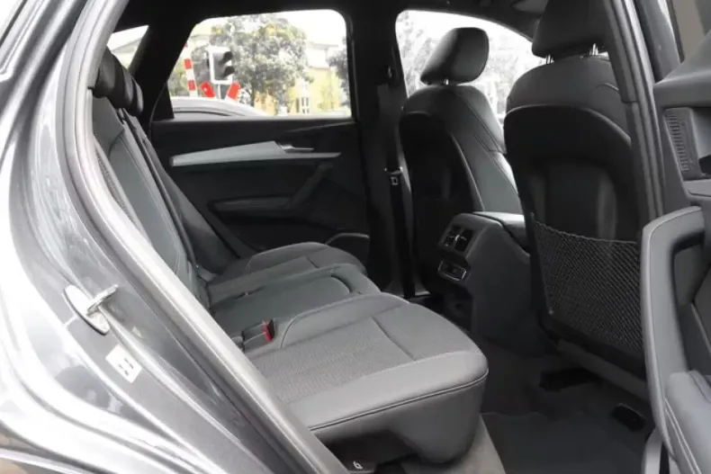 Audi Q5 din 2025 cu 22.300 km - oferta AUD192685 - foto 6