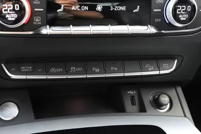 Audi Q5 din 2025 cu 22.300 km - oferta AUD192685 - foto 8